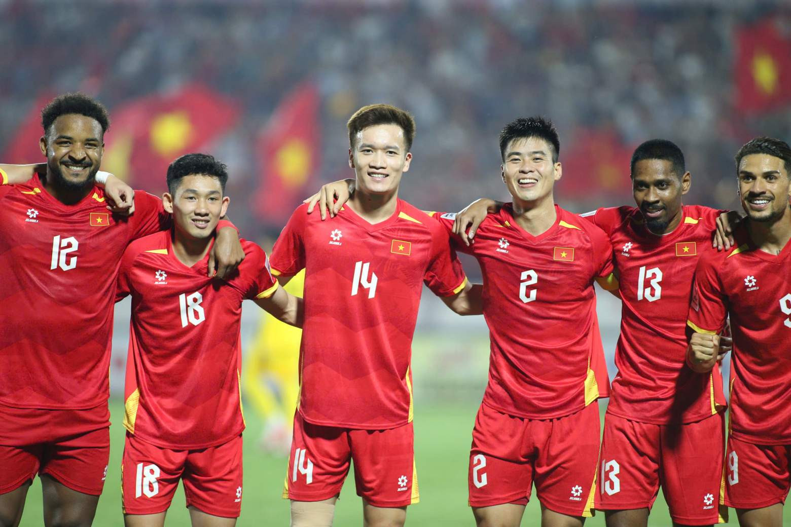 Xuân Son lập cú đúp, đội tuyển Việt Nam đánh bại Malaysia

